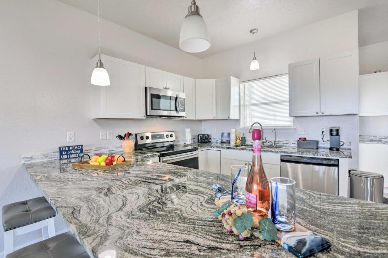 Surfside Beach Retreat With Deck And Ocean Views ภายนอก รูปภาพ