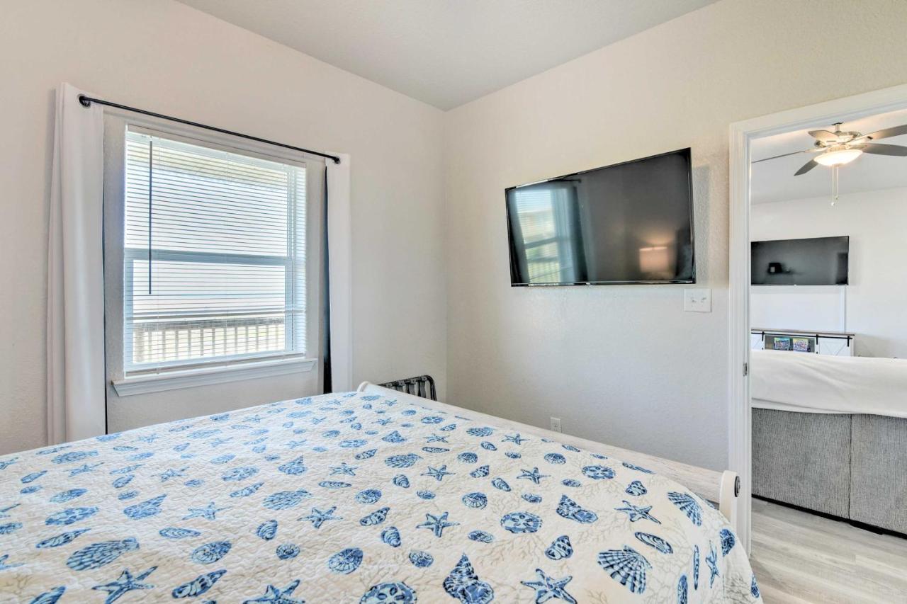 Surfside Beach Retreat With Deck And Ocean Views ภายนอก รูปภาพ